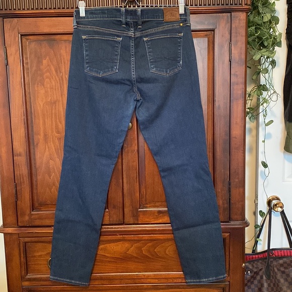 Lucky Brand Sophia Skinny Ankle soft dark wash mid rise Size 10 / 30 - Picture 4 of 13